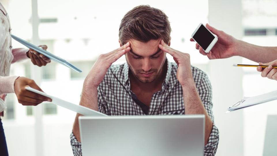 Imagem de capa representando burnout e esgotamento profissional